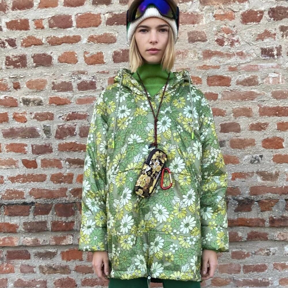Zara Green Daisy Floral lightweight Puffer Hooded Jacket Size Medium/Large